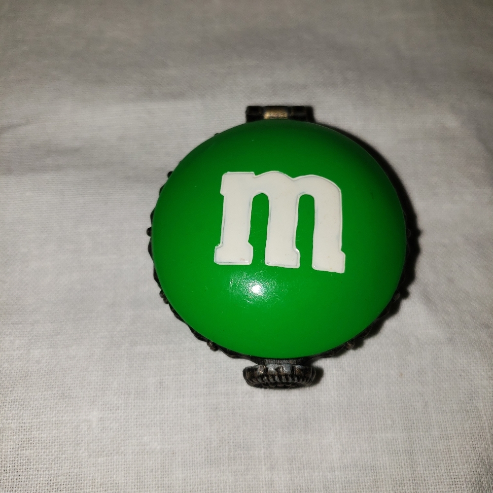 2005 Boyds Bear Resin M & M Hinged Treasure Box "Always Room For Chocolate"